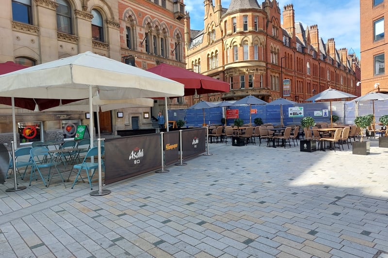 Restaurants Tampopo and Fountain House have resumed outdoor seating on the newly resurfaced Albert Square.  Credit: Sofia Fedeczko/Manchester World