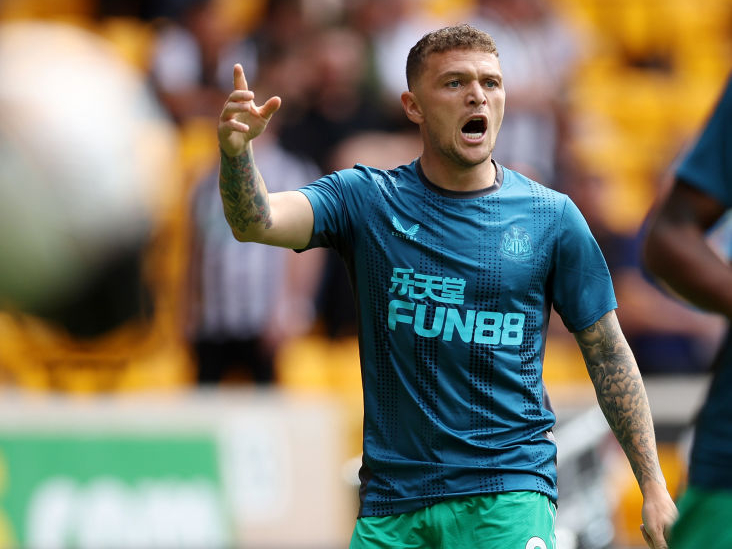 Was a threat down the right side and got forward with purpose despite few of his crosses into the box resulting in chances.