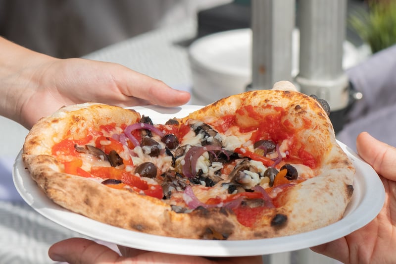 There were a number of eateries and businesses serving fresh pizza during the weekend. Photo: Si Ronconi