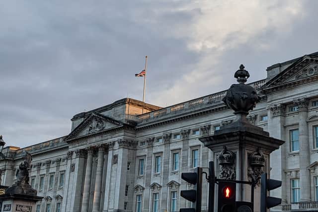 The flag at half mast at Buckingham Palace. Photo: LW