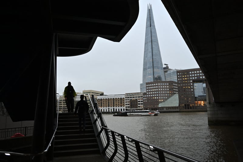The Shard was inaugurated on 5 July 2012 by the ex Prime Minister of Qatar, Hamad bin Jassim bin Jaber Al Thani and is 95% owned by the state of Qatar.