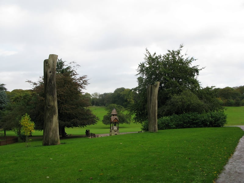 Surrounded by houses and schools, Warley Woods is the park of choice for all those who live in and around Smethwick. Run and funded by a Trust, and a dedicated group of donors and volunteers, the wood has won the Green Flag Award for 14 years running, so you know it’s a great place to be. It is made up of different areas, including a large, natural woodland, a open green space, and an area called “The Wilderness”, which it full of diverse plant and insect life as well as small pond. Popular among dog walkers, the Woods is a welcoming place with something for everyone. (Photo - Brianboru100 CC BY-SA 3.0)