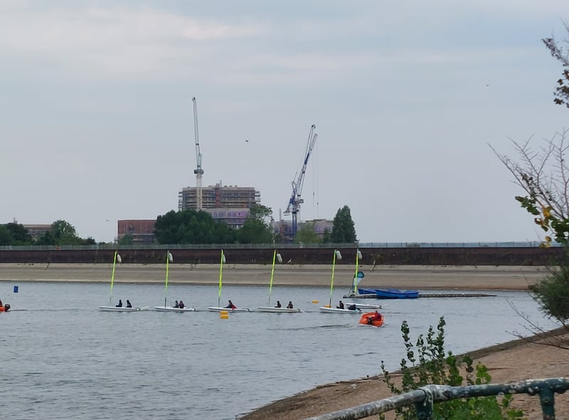 Edgbaston Watersports offers canoeing, kayaking, windsurfing, sailing and a lot more. They offer a range of courses for adults and children. They are located on Edgbaston Reservoir. 