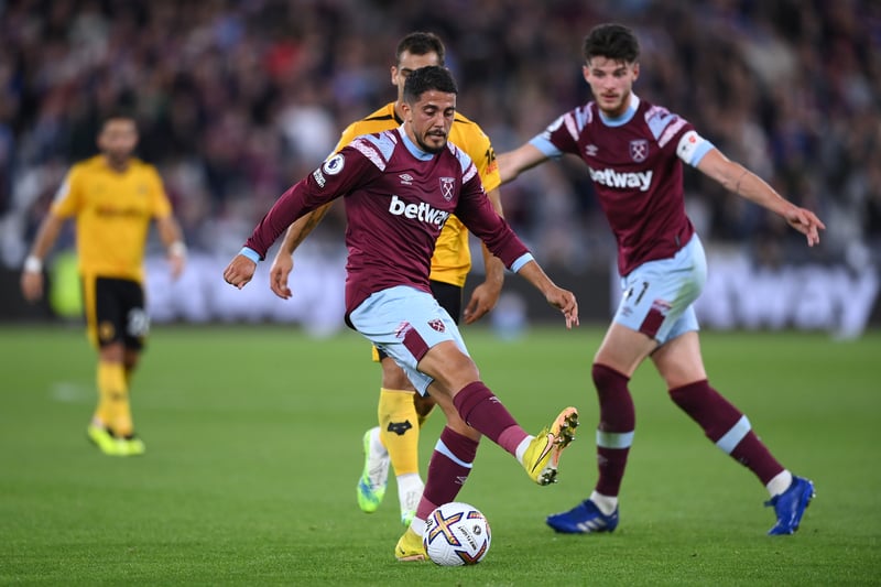With Jarrod Bowen a doubt, Fornals could start in his place. 