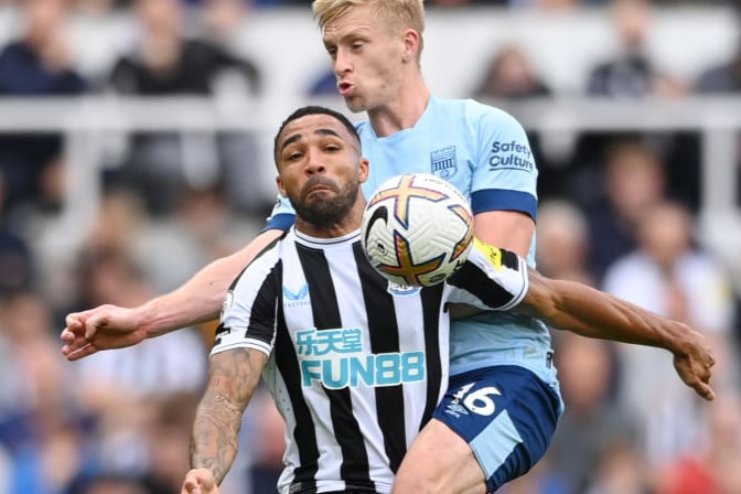Struggled to link the play up. Went for a difficult shot when he had team-mates in support as Newcastle attacked in the first half but made amends shortly after as he unselfishly squared the ball to Jacob Murphy to double Newcastle’s lead in the first half. Will have been disappointed not to find the net. 
