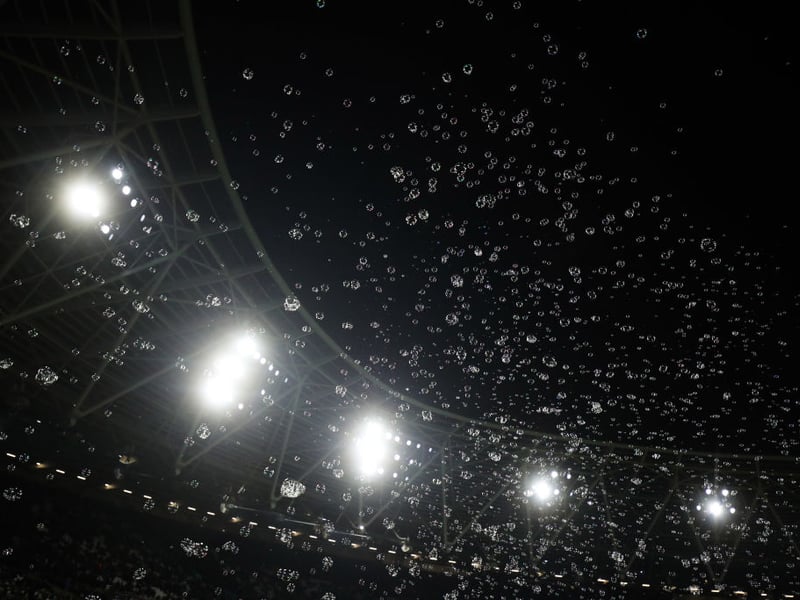 Average attendance: 62,450