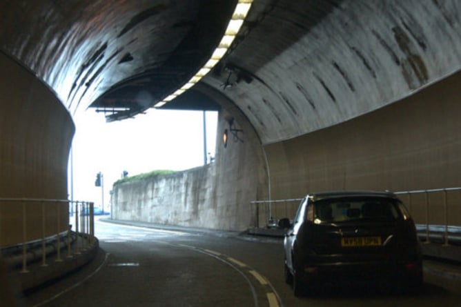 Built between 1925 and 1934, many people are said to have seen a young female hitchhiker in the tunnel between Liverpool and Birkenhead. A young woman reportedly died in the tunnel in the 1960s and locals believe she is attempting to get out.