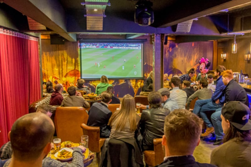 Here are nine places in Manchester where you can watch the FA Cup semi finals