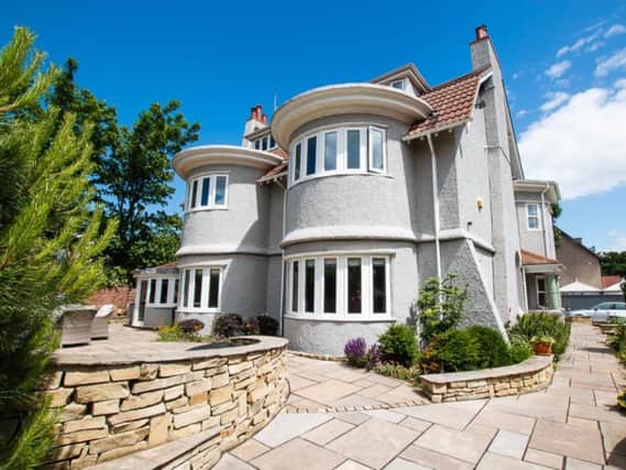 Take a look inside this gorgeous 6 bed house, with a large garden and fire pit.