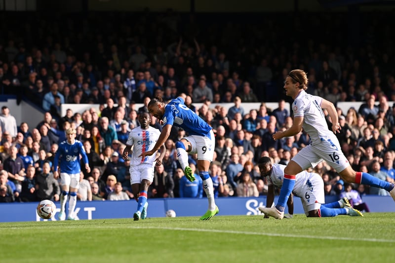 Back to his very best in the first half. His goal was full of quality, winning the ball back before bullying Marc Guehi to finish. Provided Everton a focal point throughout before being subbed in the 78th minute.