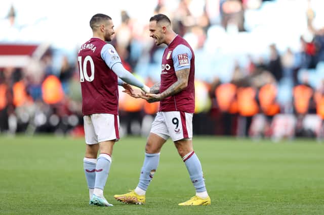 BIRMINGHAM, ENGLAND - OCTOBER 23: Danny Ings celebrates with Emi Buendia of Aston Villa after their sides victory during the Premier League match between Aston Villa and Brentford FC at Villa Park on October 23, 2022 in Birmingham, England. (Photo by Naomi Baker/Getty Images)