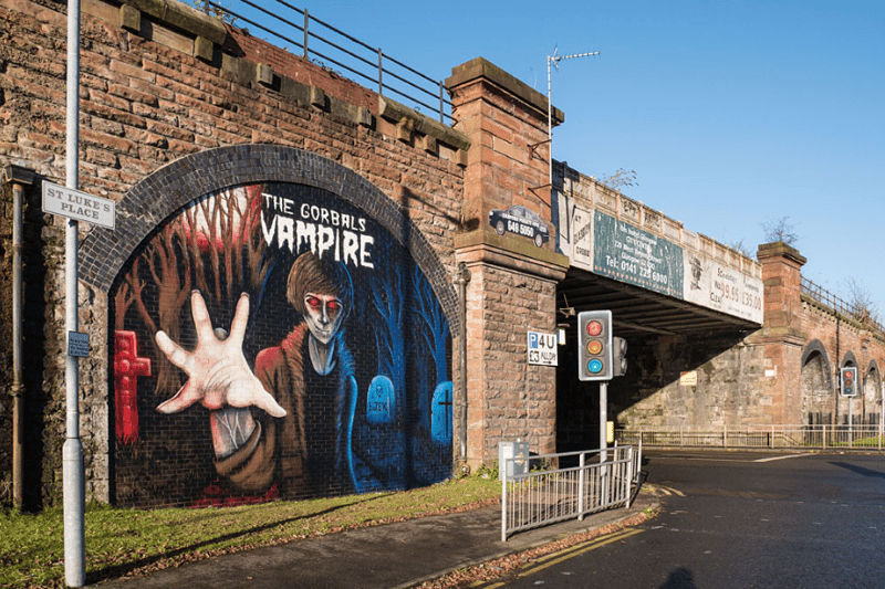 In a Stephen King-esque real-life tale, back in the 50s Gorbals kids stormed the southern necropolis to find the rumoured iron-teethed vampire of Glasgow. Visiting the Gorbals Vampire mural near the Citizen’s Theatre is a great place to learn about the oral history of the city. 