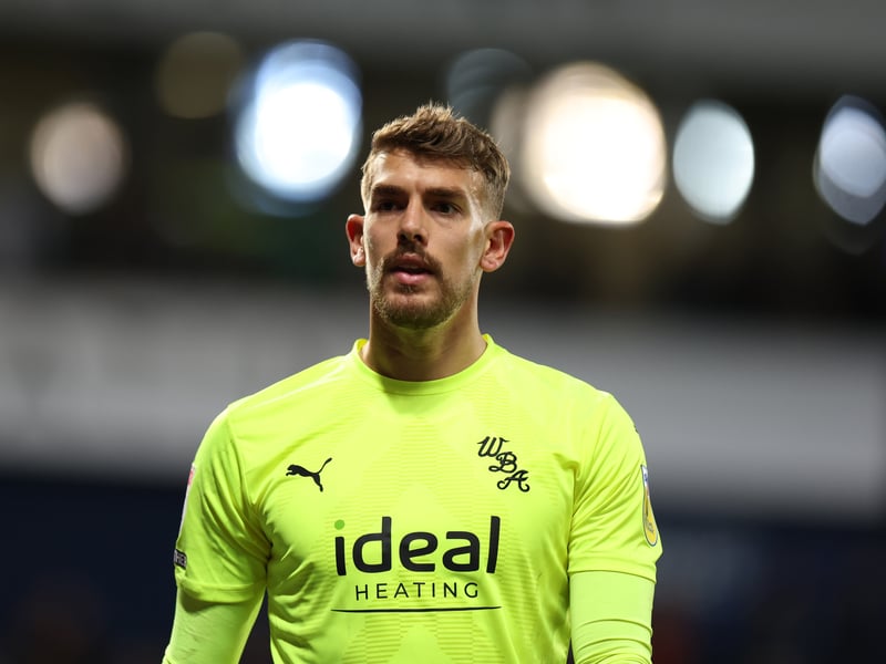 Some poor distribution at times and was a bit of a pedestrian watching on for both of United’s goals. Didn’t make a single save throughout the game and had miscommunications with his defence.