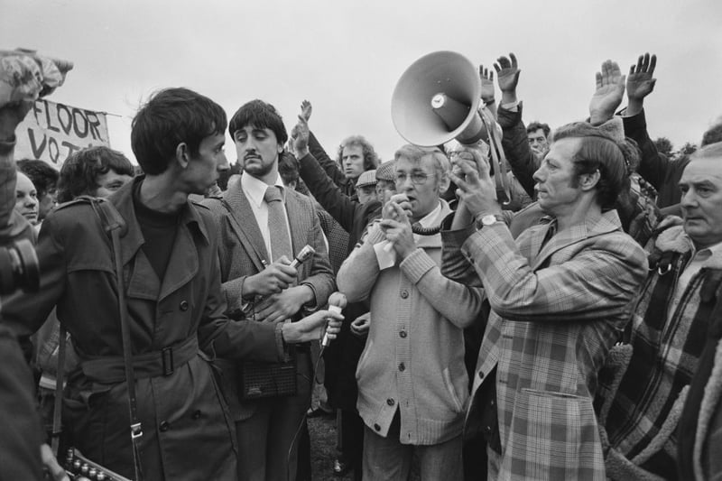 Pickets on strike at the Austin Morris Longbridge plant, Birmingham, 3rd September 1979. 