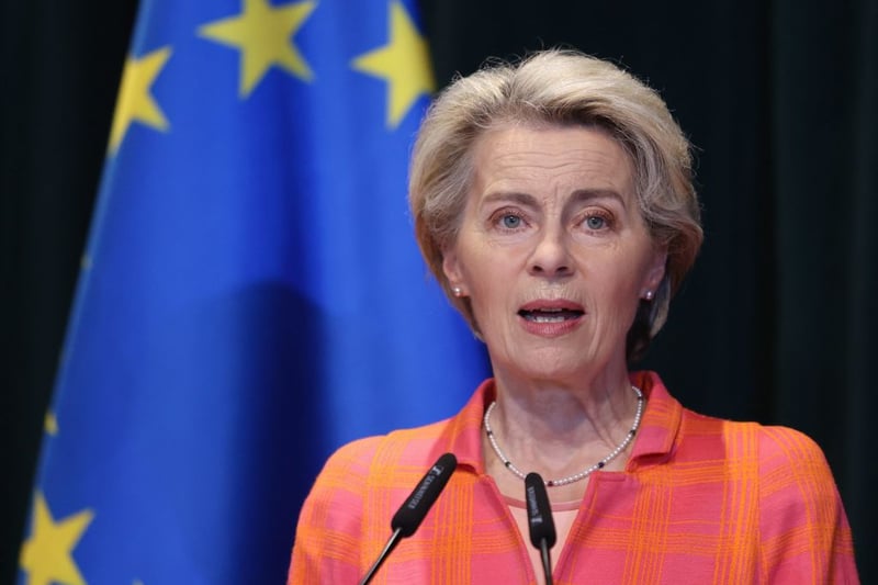 The President of the European Commision congratulated the new president and she looks forward to working with him on “pressing global challenges”. Ursula von der Leyen wrote on Twitter: “Congratulations, @LulaOficial, on your election as President of Brazil. I look forward to working with you to address pressing global challenges, from food security to trade and climate change.”