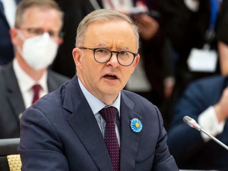The Prime Minister of Australia tweeted: "For three years Australia has proudly supported the brave people of Ukraine in their struggle to defend their sovereignty against the brutality of Russian aggression and in support of international law.

"Australia stands with Ukraine"