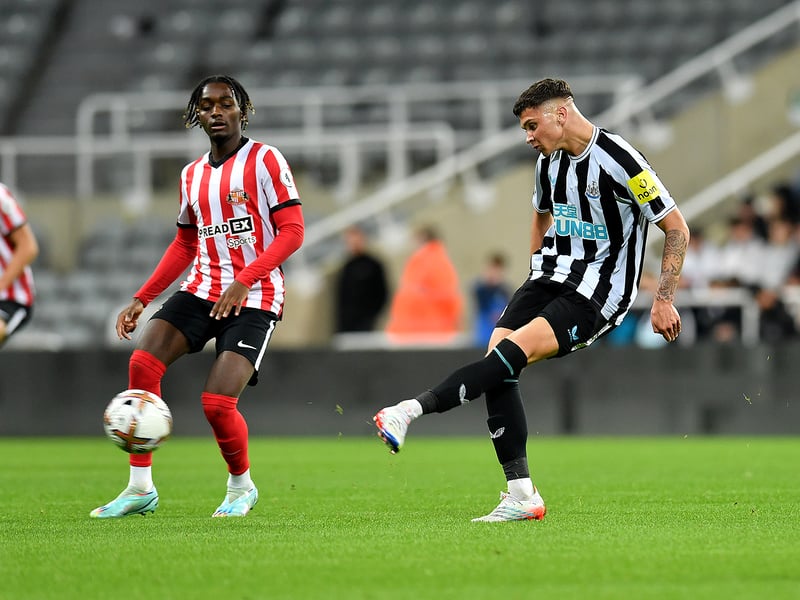 Swept things up well at times in front of the back four and battled well but his passing was inconsistent.