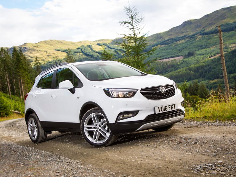 The new Vauxhall Mokka is one of the most stylish and fun compact crossovers on the market. The old Mokka X is not. Vauxhall’s first entry into the small SUV segment is a lacklustre affair with dull looks and a dull drive, perhaps explaining why used prices are falling. In its favour, equipment levels are decent and later models got far better engines but there are plenty of better cars in its class.