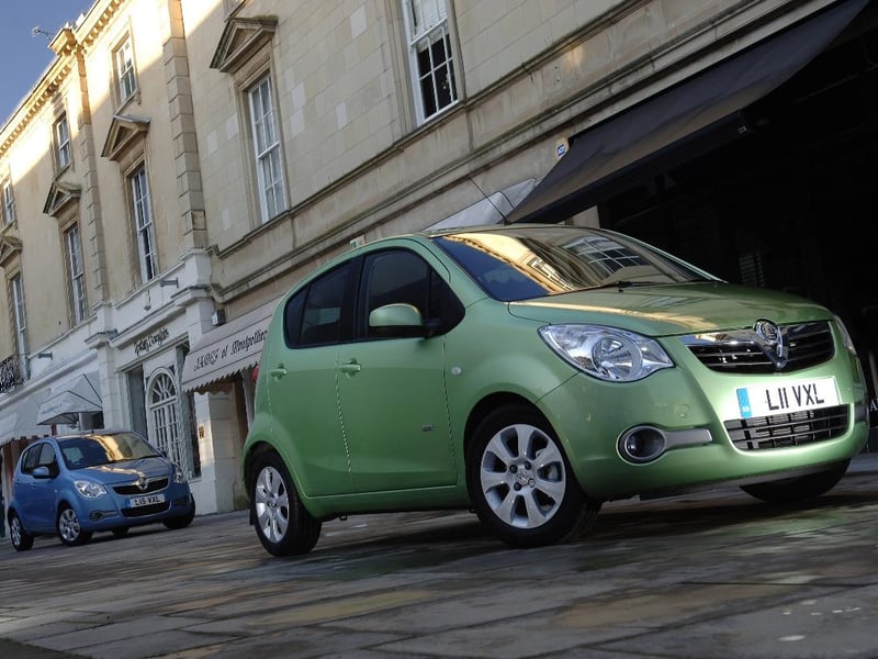 The Agila is one of Vauxhall’s less well known models but clearly there’s enough interest in this compact city car to push up prices. Like the Ford Fusion and Nissan Note, it was an attempt to create a more spacious and practical model on a city car platform. While it’s still relatively small, there are lots of storage spaces and room for four passengers, with lots of headroom and a decent sized boot for the class.