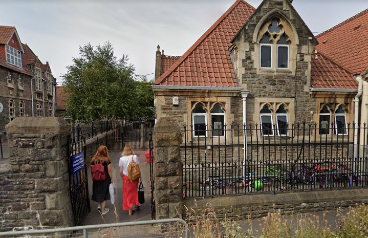 Ashton Gate Primary School, located on Ashton Gate Road, achieved an average score of 107 in reading and 105 in maths. 69% of pupils met the expected standards in KS2 and 9% achieved a higher standard. Current Ofsted rating: Unavailable.