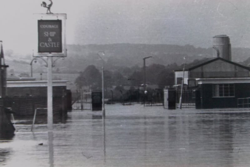 The Ship and Castle Pub partly submerged by water during the 1968 flood.
