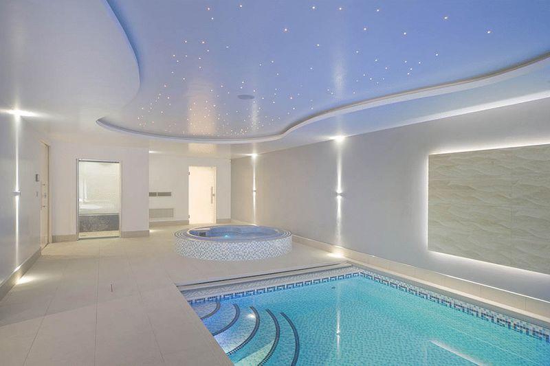 The property truly has it all - including a swimming pool!