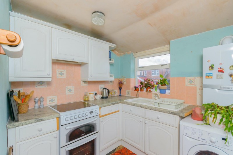 The colours might not be to everyone’s taste - but the kitchen is of a good size