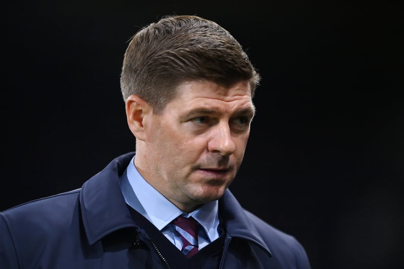Steven Gerrard was sacked as Aston Villa’s head coach after a torrid start to the new Premier League campaign.
The former Rangers boss was relieved of his duties at the West Midlands club just hours after his side’s 3-0 defeat to newly-promoted Fulham at Craven Cottage. Villa had won just two games out of 11 all season under Gerrard. He was of course replaced by Unai Emery and the Spaniard has had an impressive start to life as Villa boss