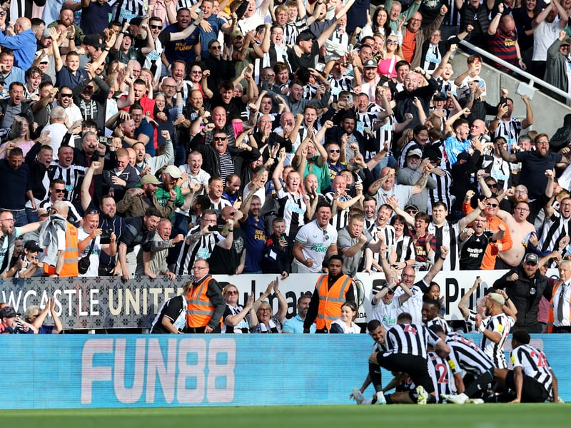 Capacity: 52,338. Average attendance: 52,177