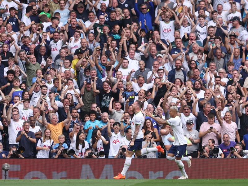 Capacity: 62,062. Average attendance: 61,667