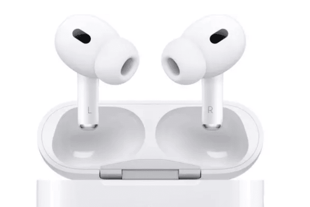 Apple Airpods £20 off at Currys