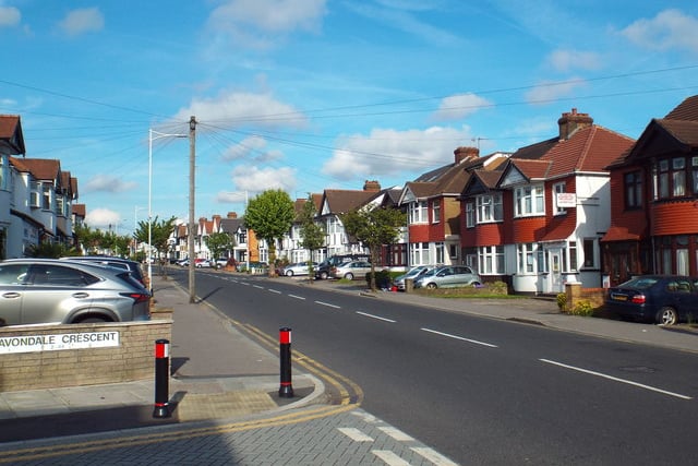 65.2% of the population of Redbridge identified as an ethnic group other than white.