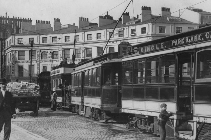 Liverpool’s first electric tram route’s terminus in Derby Square in the city around 1900. The route was a cross country run known as the ‘circular route’.  (Photo by J. Burke/Hulton Archive/Getty Images)