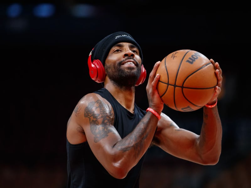 The Mavs second entry on the list with a yearly wage of $37,037,037.