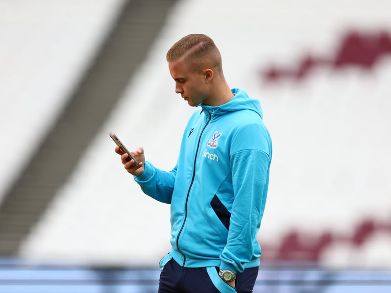 A loan move for the young goalkeeper would enable him to get some experience. 