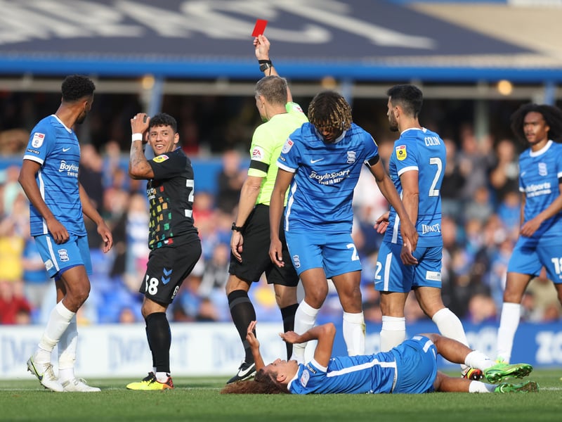 34 yellows, 1 second yellow, 1 straight red (42 points)