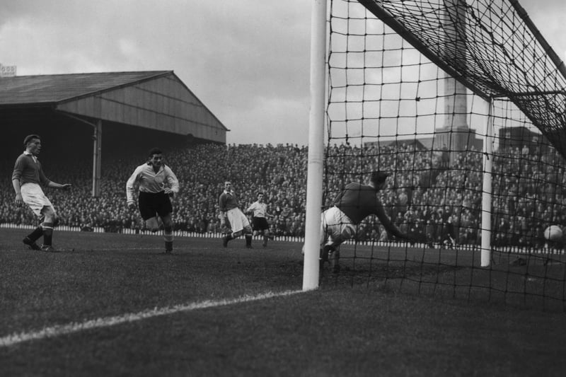 Another image of the stadium in the early 1950s, this time from a match between United and Sunderland. Photo: Hallowell/Fox Photos/Getty Images