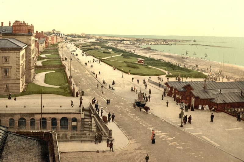 Southport promenade and lakes. It’s estimated this was between 1880-1890.