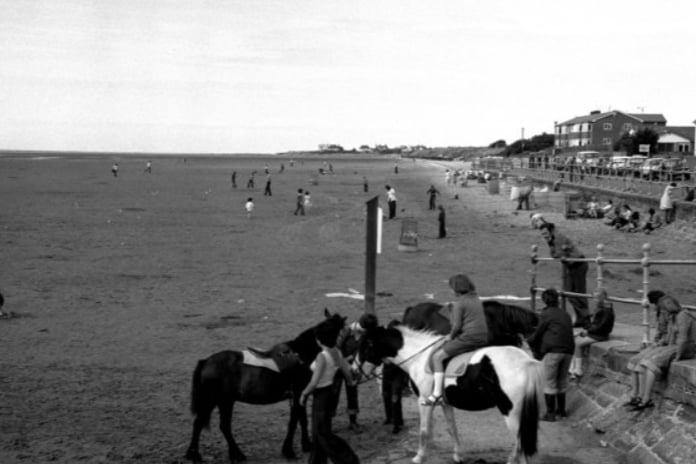 Pony rides at West Kirby beach, 1977. Image: Dr Neil Clifton