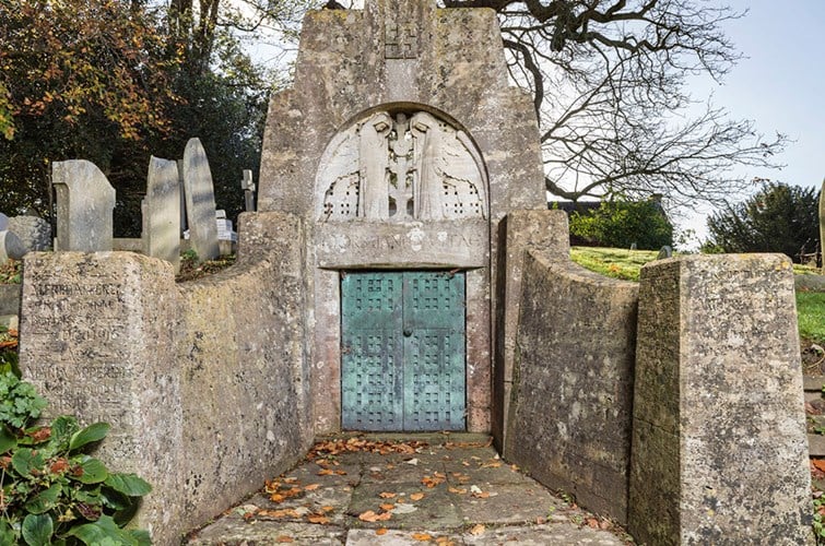 This grade II listed Arts and Crafts style miniature mausoleum was built for a prominent local landowner in 1913 to house the remains of Sir Alfred Apperly, a member of a prominent local family. (Photo: Historic England)

