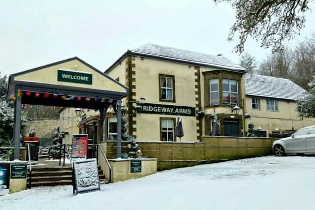 A Sheffield pub will be providing on-duty emergency service workers with a free lunch on Christmas Day