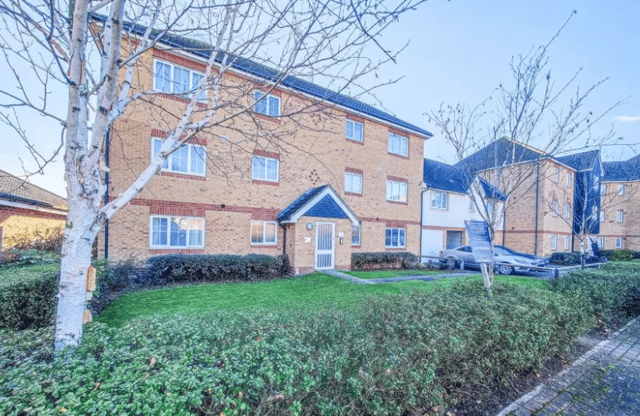 An image of the outside of the property at Waterside Close, London SE28