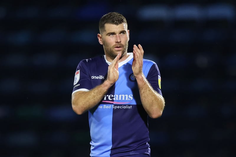 Sam Vokes has played for Burnley, Stoke and Leeds in the past. In the summer, the 33-year-old’s contract at Wycombe Wanderers will expire, leaving him a free agent. 