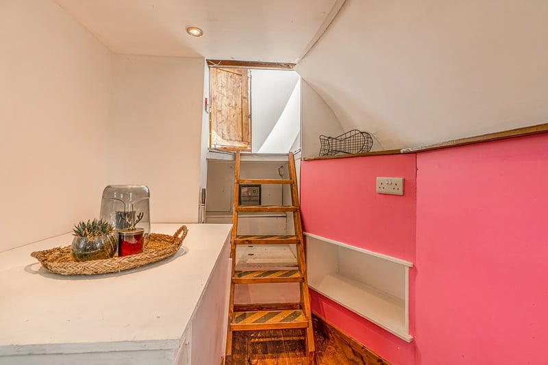 The property offers access to below deck 