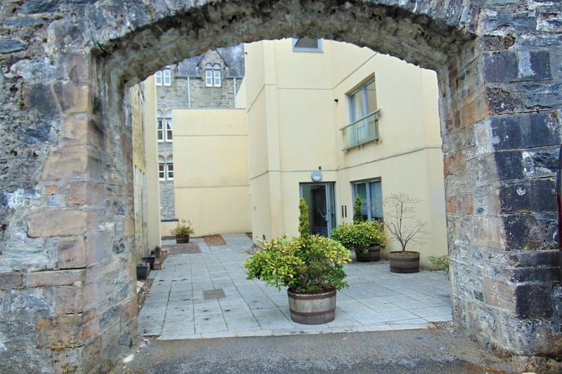 The courtyard outside the property 