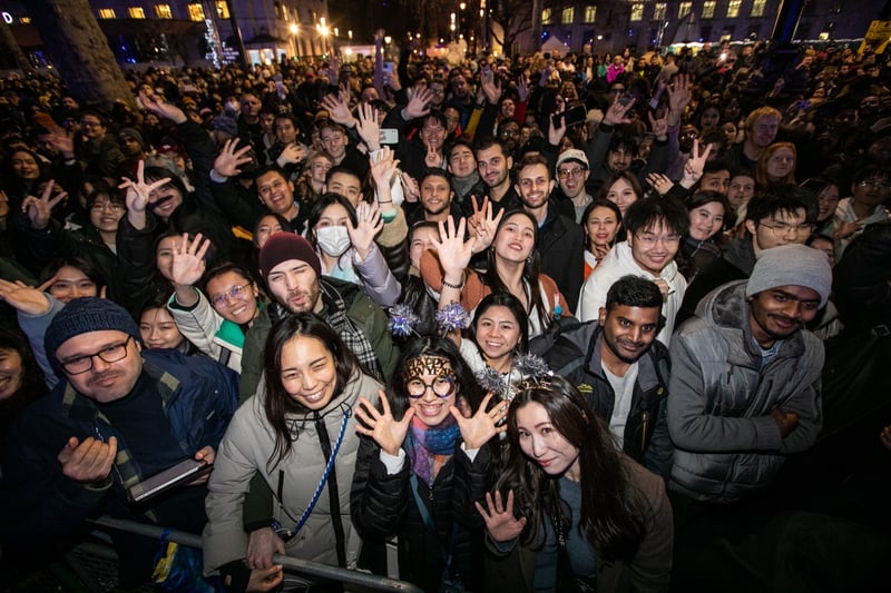 Hundreds of thousands gathered on the streets of London to see the new year fireworks