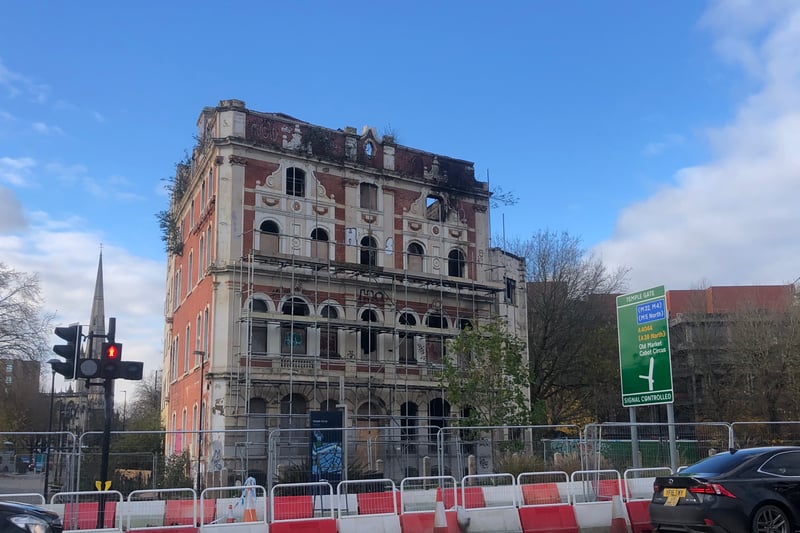 The fire-damaged former Grosvenor Hotel will be pulled down after Bristol City Council approved plans for the demolition of the sorry site.