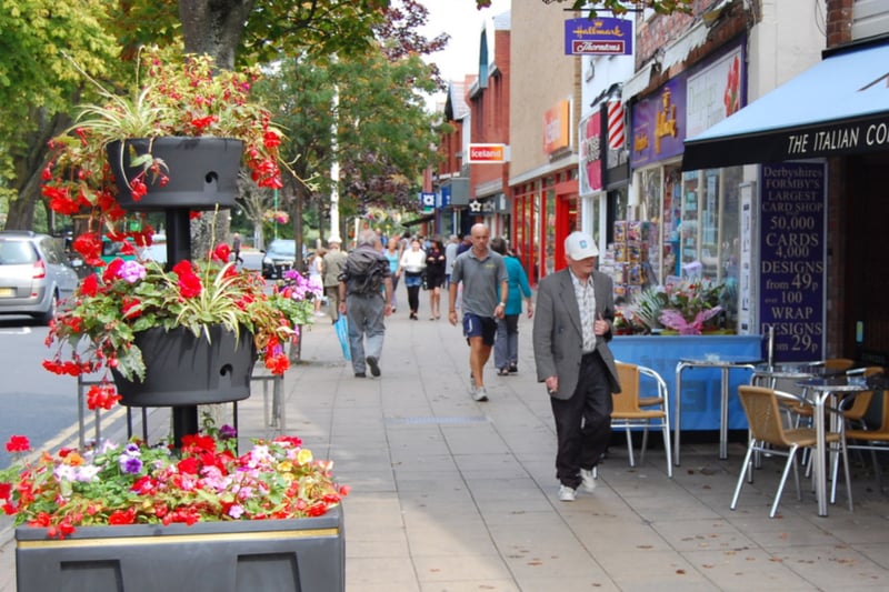 Formby Village boasts a range of shops and eateries and is a short distance from some of the fanciest houses in the region. It also close to Formby Beach, pine woods and Freshfield’s red squirrel park. 
