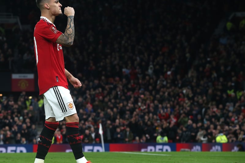 Got the ball rolling with the early goal, but wasn’t great once again. The winger frustrated United fans with his inability to use his right foot, which foiled a counter attack in the second period.