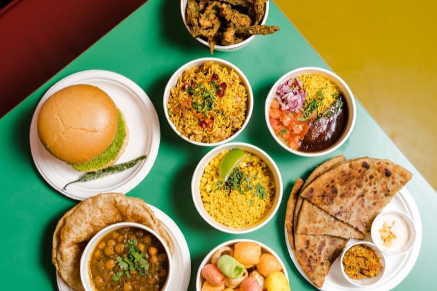Bundobust has a 4.6 ⭐ rating on Google Reviews from 808 reviews and was handed five stars by the Food Standards Agency in July 2019. 💬 One reviewer said: “The best vegan/veggie street food in the city!”